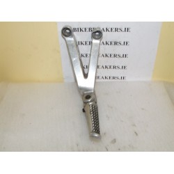 bikebreakers.ie Used Motorcycle Parts CBR900RR FIREBLADE 00-01 (929cc)  CBR 929 LEFT REAR FOOTPEG HANGER WITH PEG