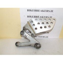 bikebreakers.ie Used Motorcycle Parts CBR900RR FIREBLADE 00-01 (929cc)  CBR 929  LEFT RIDER PEG HANGER