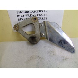 bikebreakers.ie Used Motorcycle Parts GS500E 96-03  GS 500E RIDERS FOOT PEG BRACKET LEFT